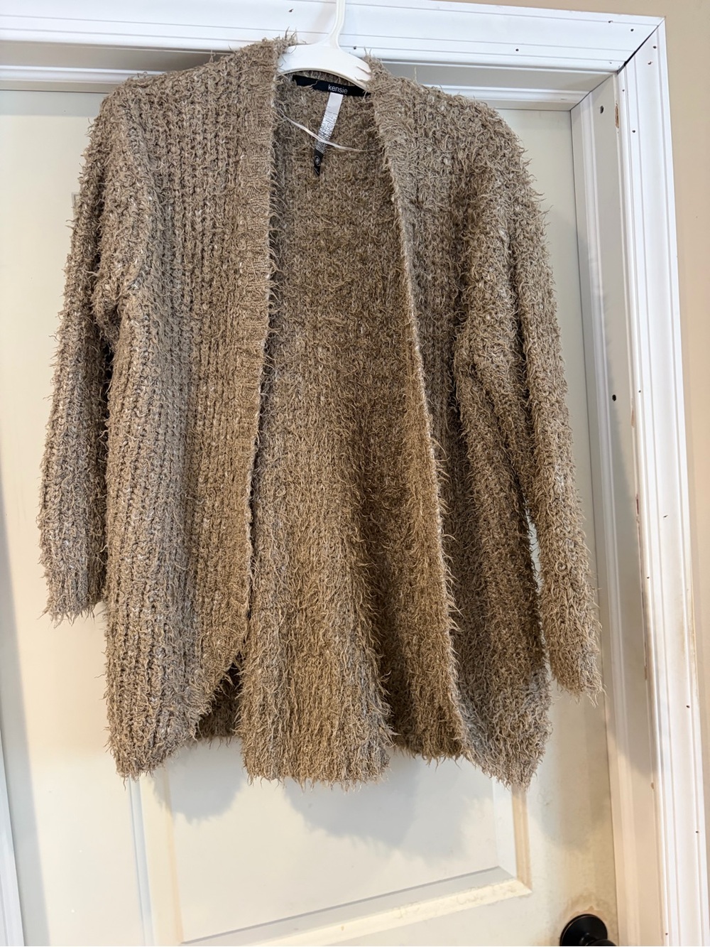 Kensie Fuzzy Open-Front Cardigan in Taupe